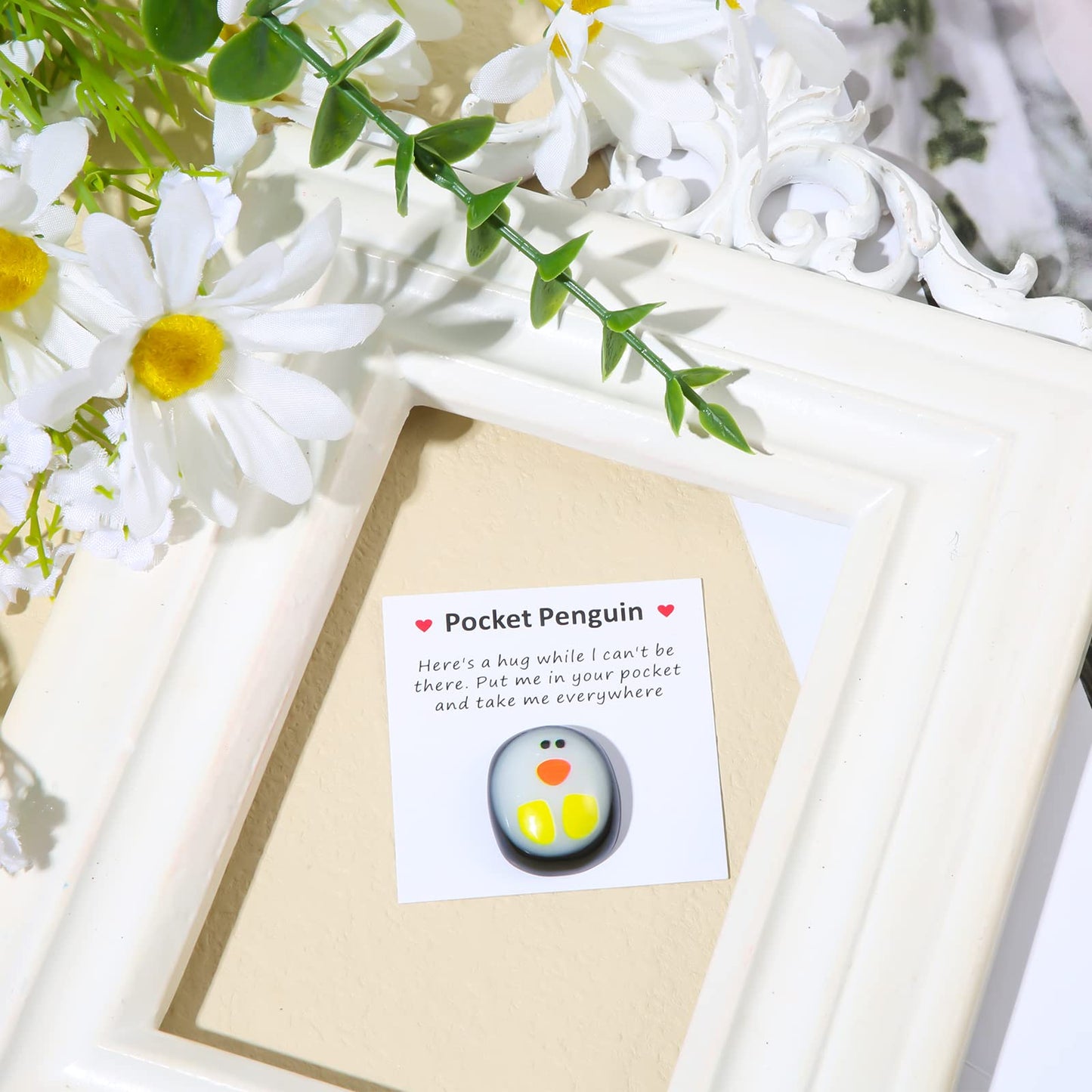 TOYMIS Pocket Penguin Hug, Niedlich Glas Eine Kleine Taschen Pinguin Umarmung mit Ermutigend Grußkarte Mini