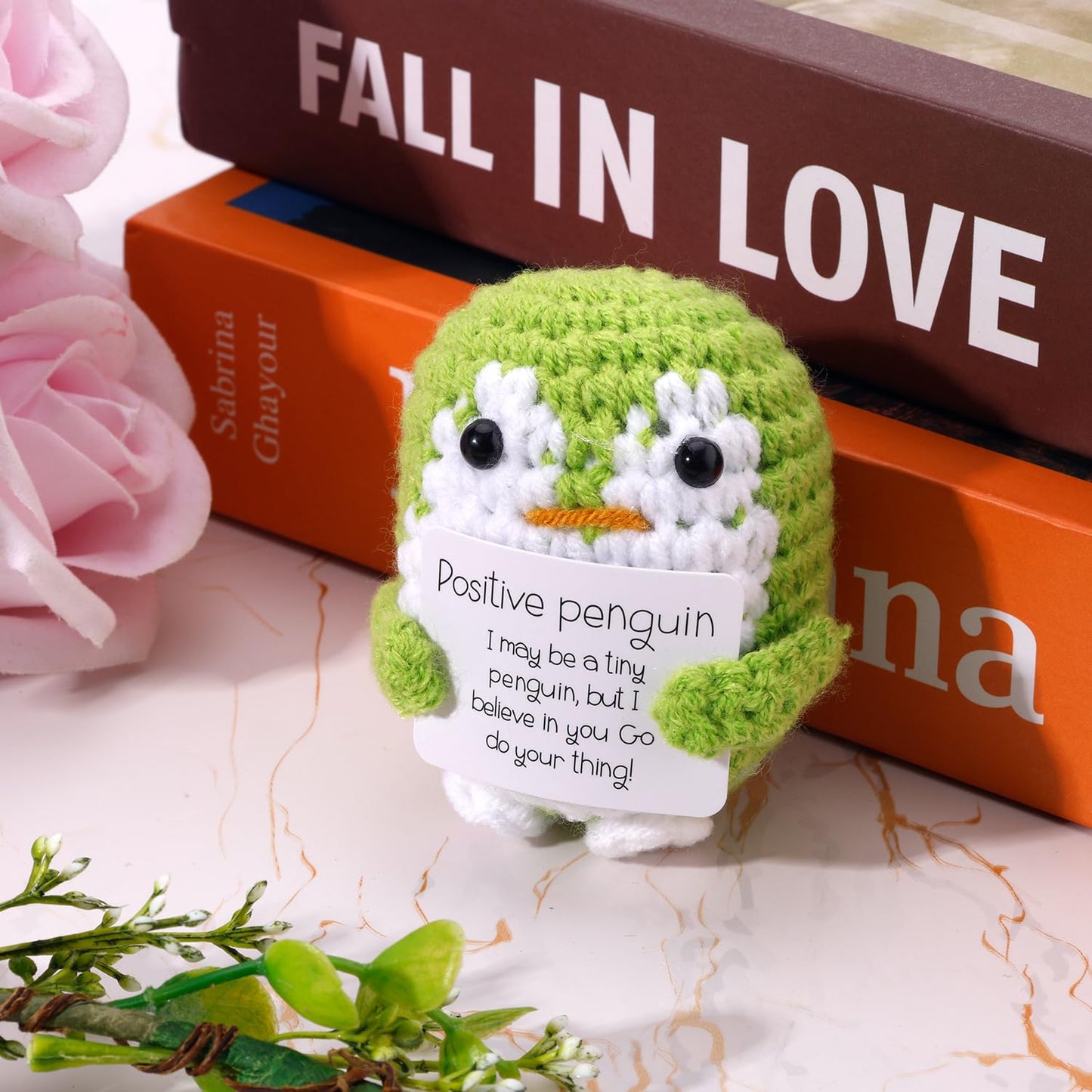 TOYMIS Positiver Gehäkelter Pinguin, Lustige Pinguinpuppe mit Positiver Karte Gestrickter Pinguin Unterstützendes Häkelspielzeug